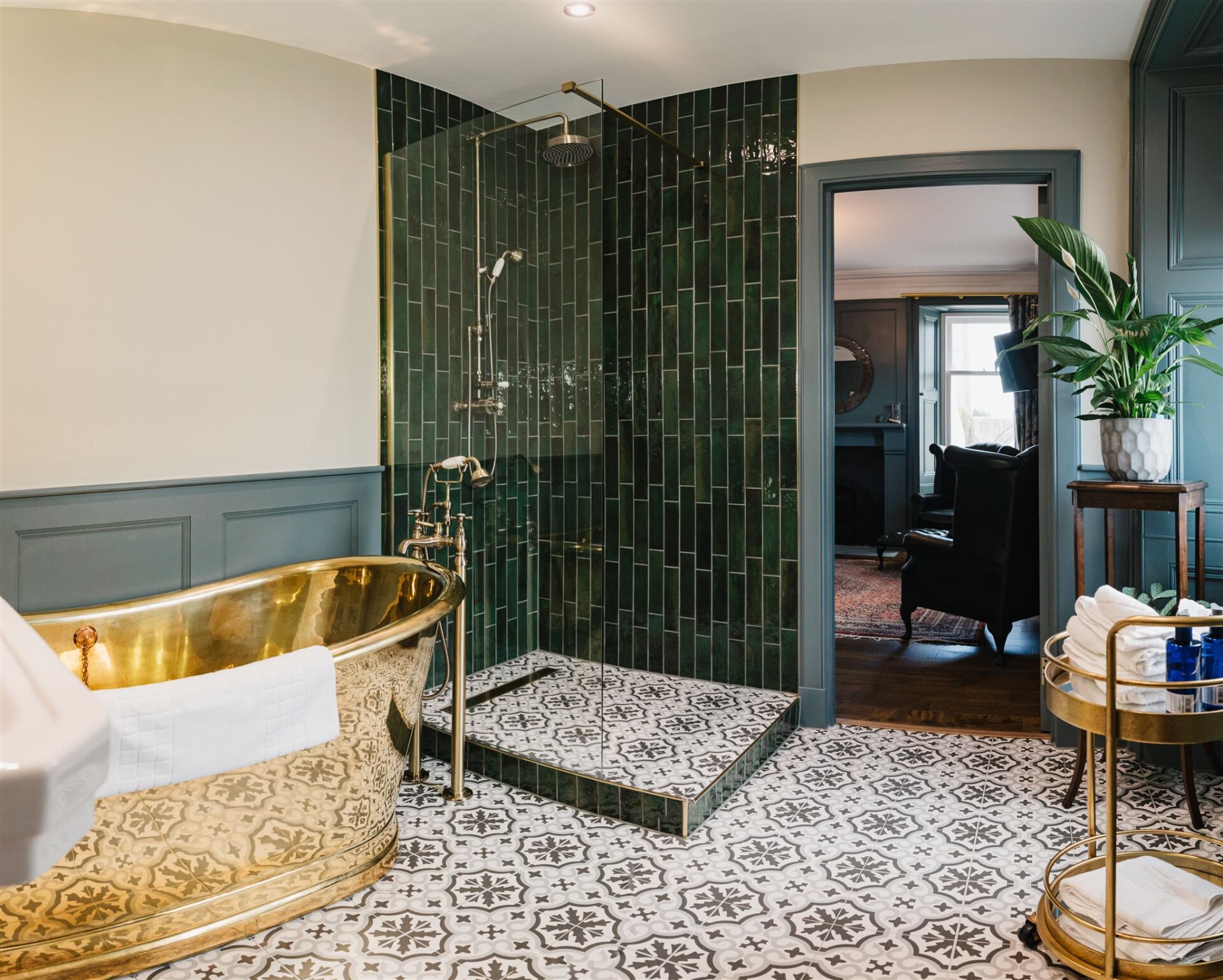 Coorie Inn Bathroom 1 0005 websize