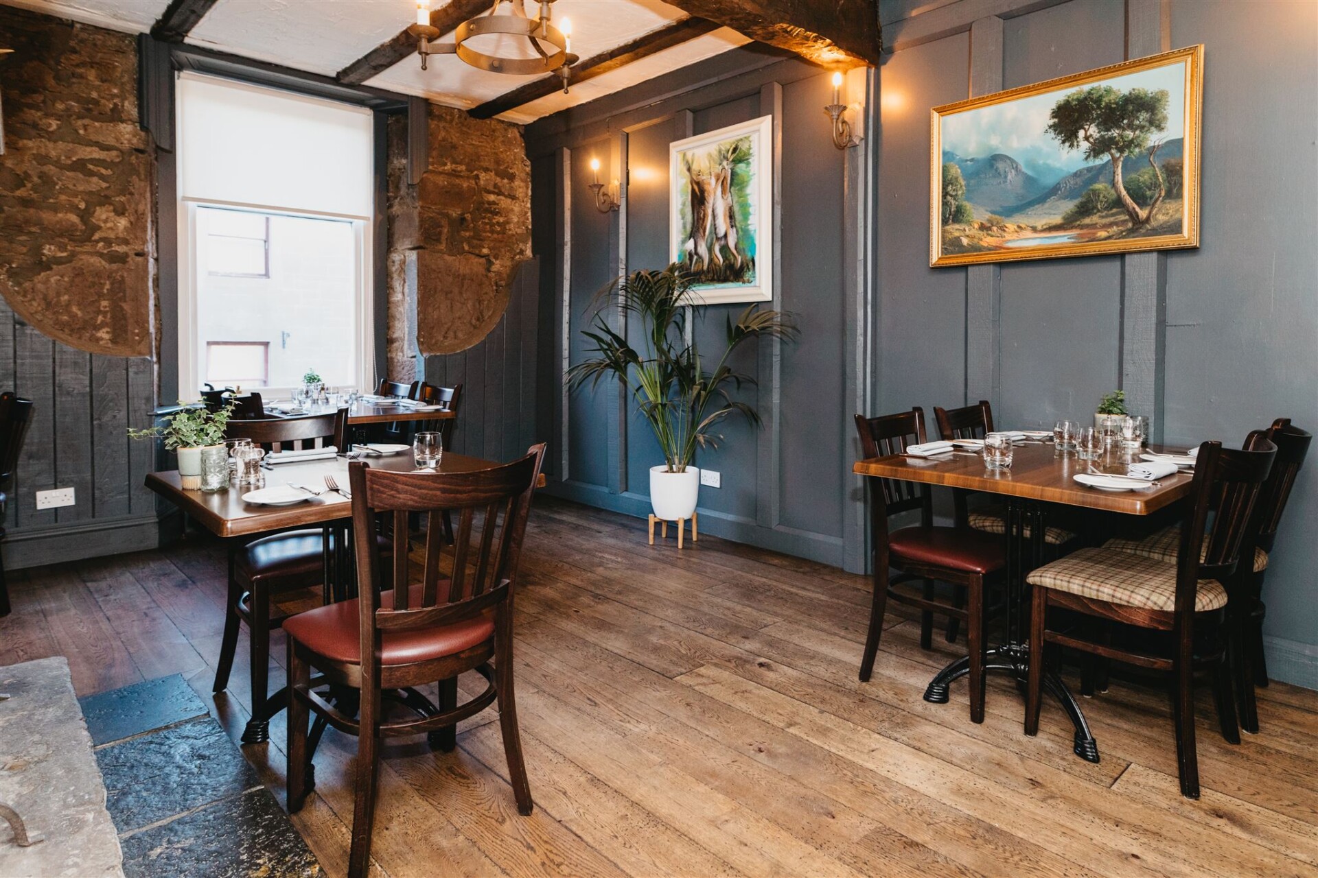 Coorie Inn restaurant 0009 websize