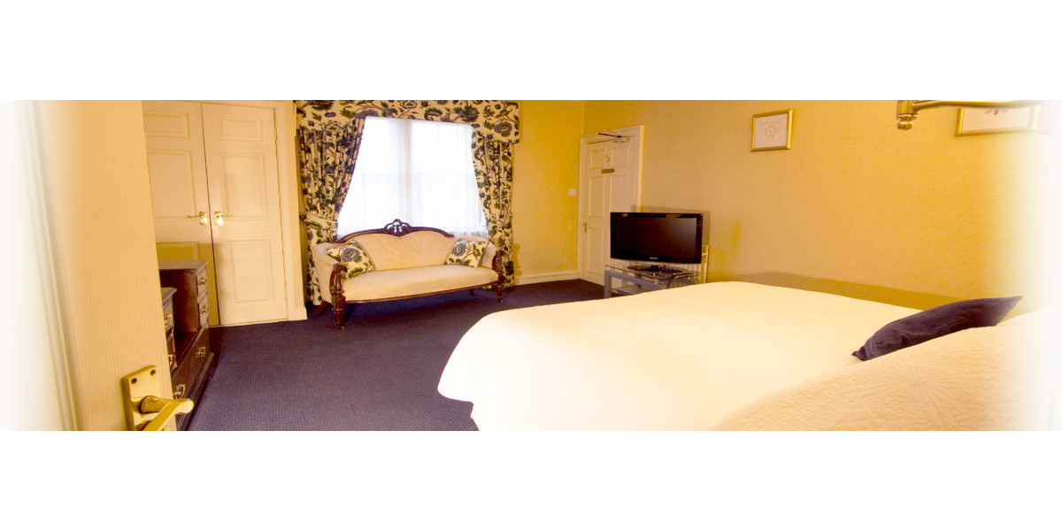 Wheatsheaf bedroom 2