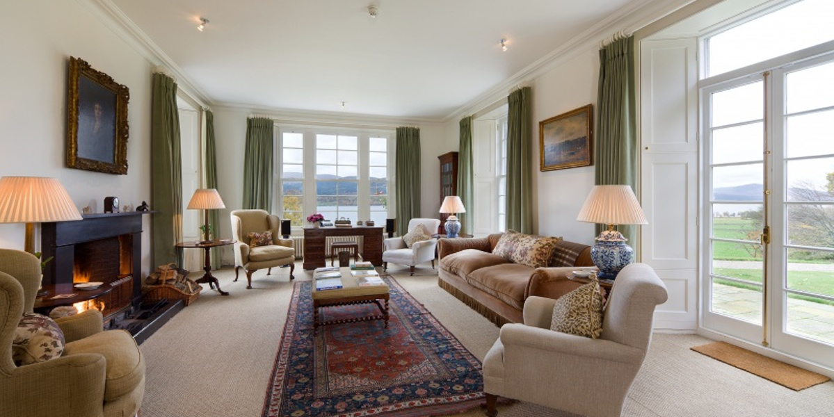 craiganour estate sitting room
