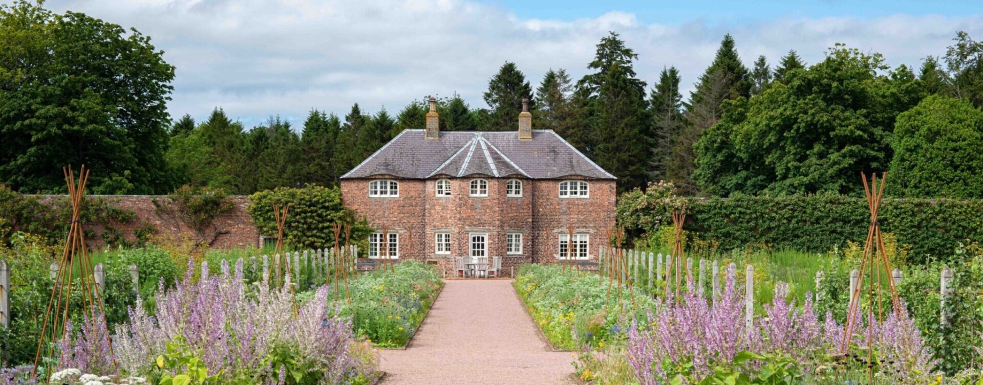 original DCEF8B2D 4B80 41B9 84B5 64A2AD0A5FFB