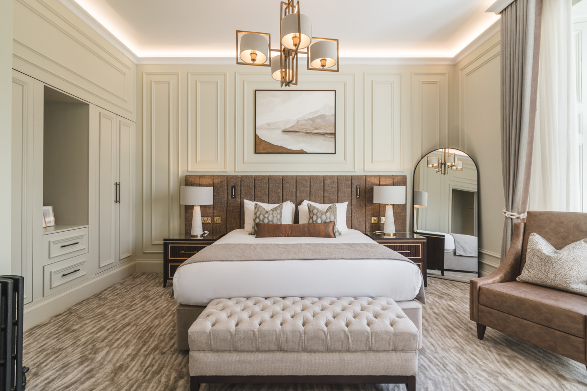 Hermitage Suite LOWRES