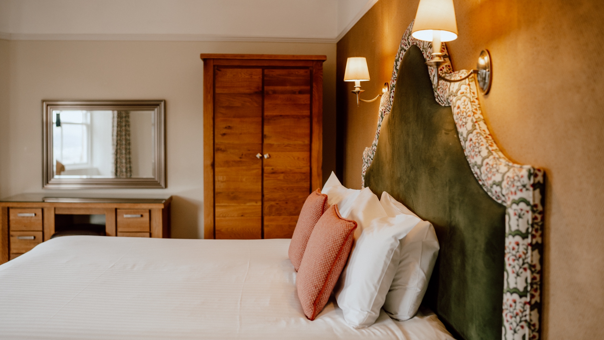 ATHOLL PALACE HOTEL SUPERIOR DOUBLE ROOM 310 2
